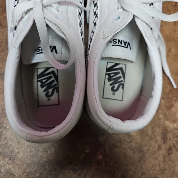 Vans Ward Off The Wall White Checker Stripe Canvas Size 8.5 men's 10 Women's - Picture 3 of 8
